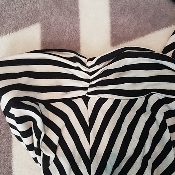 Black/white striped maxi skirt - Picture 4 of 4